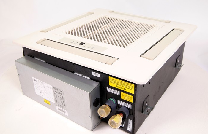 Кассетный фанкойл до 16 кВт Aeronik AFP 200 XD/B-T с панелью ATB03 Кассетный фанкойл до 16 кВт Aeronik AFP 200 XD/B-T с панелью ATB03