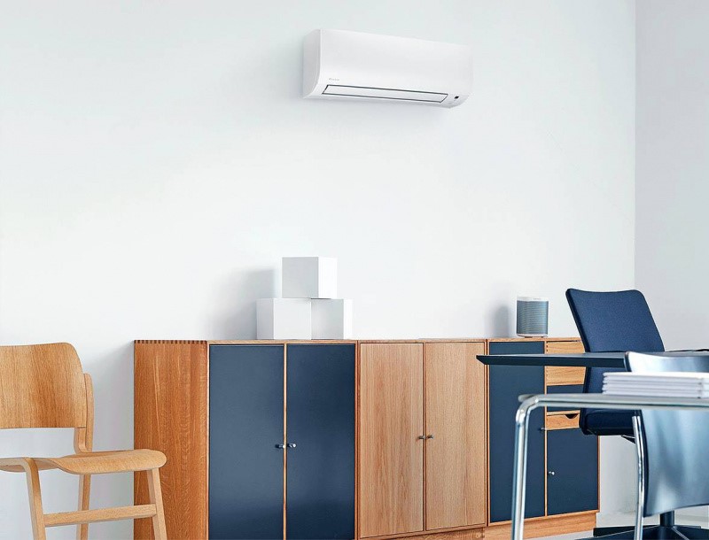 Настенный внутренний блок мульти сплит-системы Daikin Comfora FTXP25N Настенный внутренний блок мульти сплит-системы Daikin Comfora FTXP25N